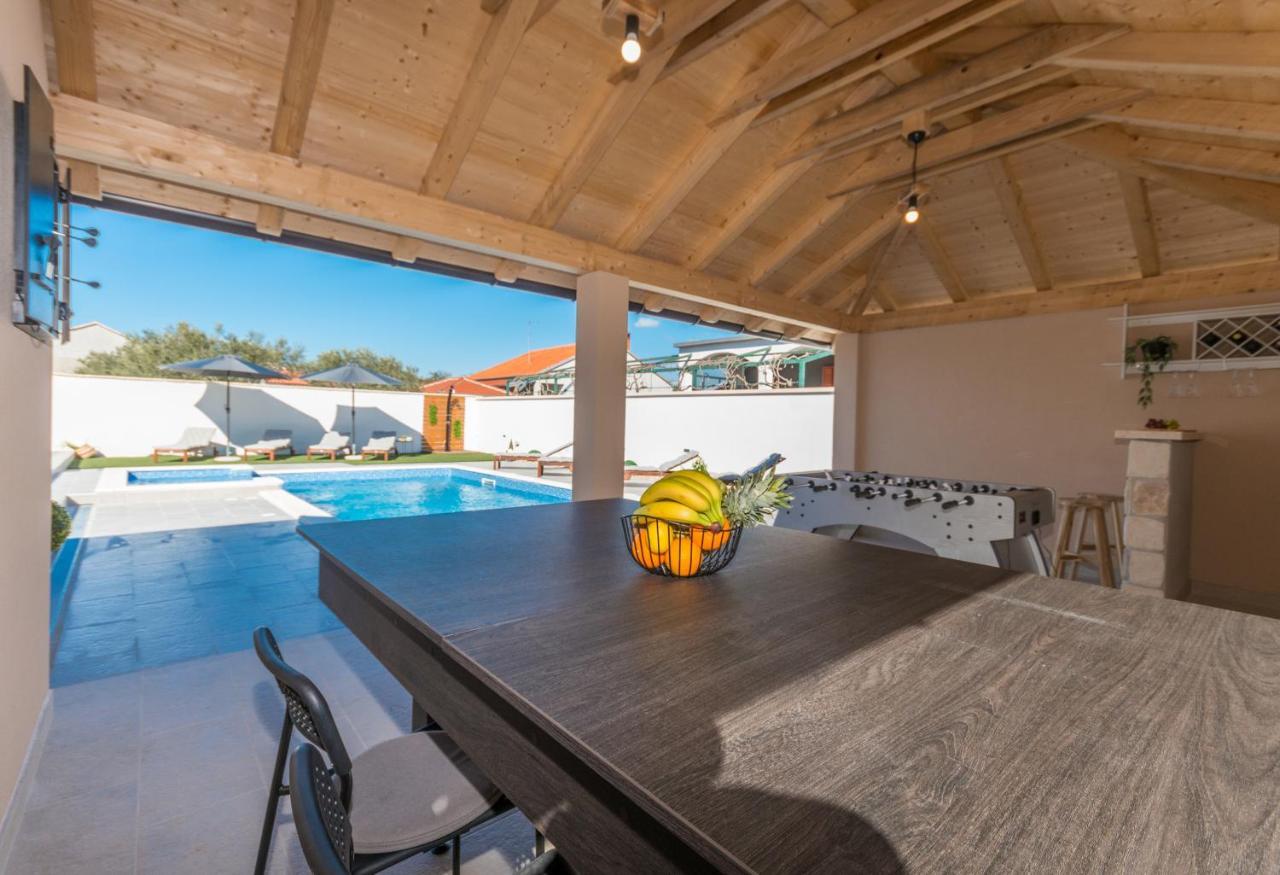 Villa Lucija Biograd Na Moru Exterior foto